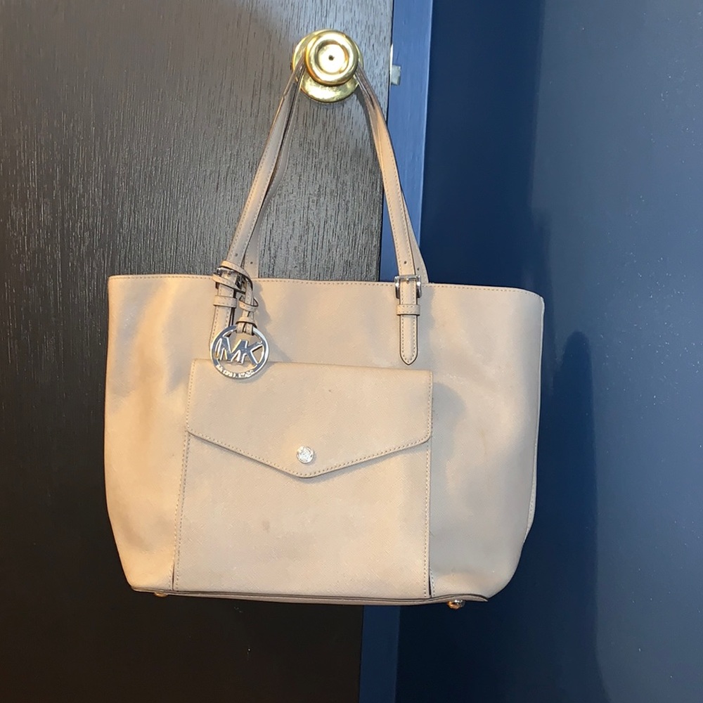 Michael Kors Leather Large Jet Set Saffiano Pocket Tote Bag Purse tag attached